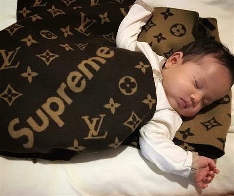 louis vuitton mütze kinder|Louis Vuitton baby clothes.